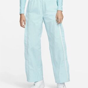 Nike Women's Sportswear Icon Clash Woven Wide-Leg Track Pants Size 2X XXL Blue